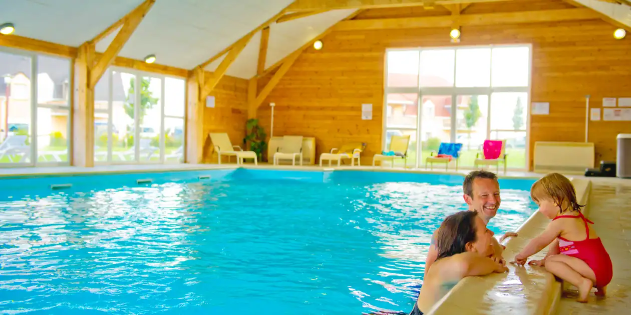 Residence with an indoor swimming pool